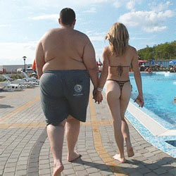 Se alguns nerds fossem tão ricos quanto eles dizem que são, a Campus Party seria assim.