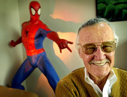 Stan Lee criou o uniforme “sadomasô” alemão do Homem-Aranha.