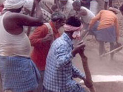 Solteiros de vilarejo na Índia constroem estrada para poder casar.