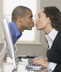 A internet melhorou relacionamentos de 82% dos brasileiros.