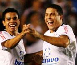 Ronaldo-e-Dentinho